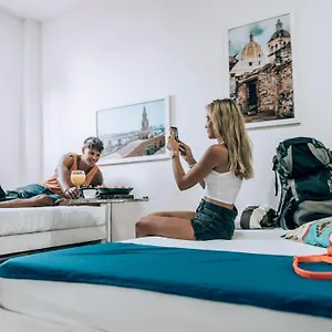 Neos Hotel